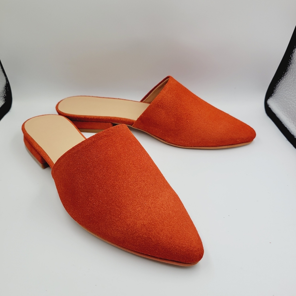 ABLE Womens Marlene Feminine Mule Paprika Suede Size 6 Pointed Toe Slides